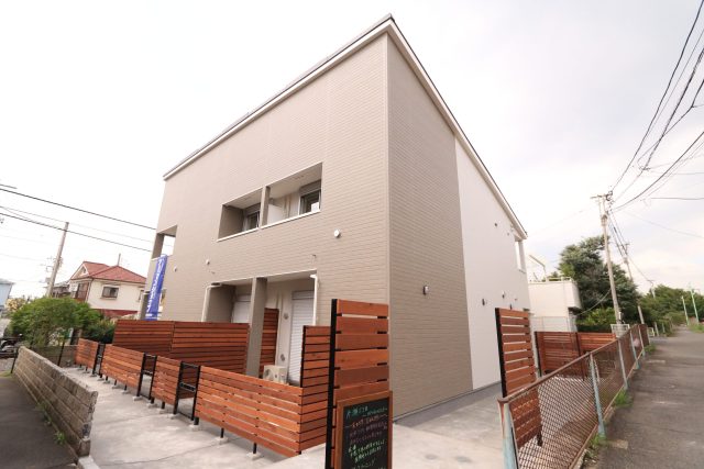 【お部屋紹介】角部屋・専用庭付きでこの快適さ!藤沢片瀬のおすすめ1LDK