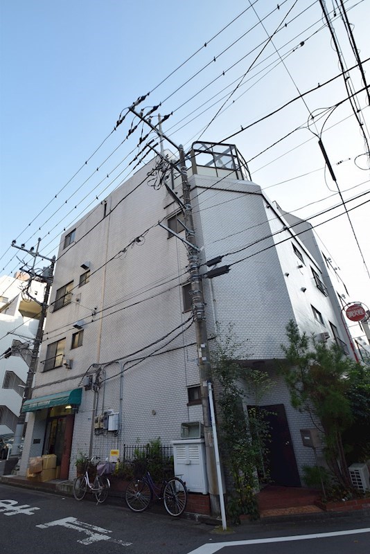 沢田ビル エントランス