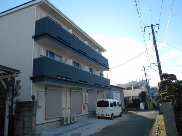 アプローズ愛川桜台 外観