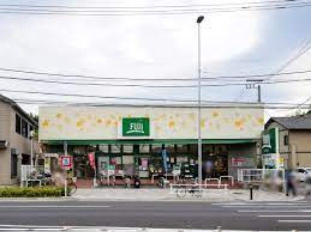 ラックスホーム本郷台 駐車場