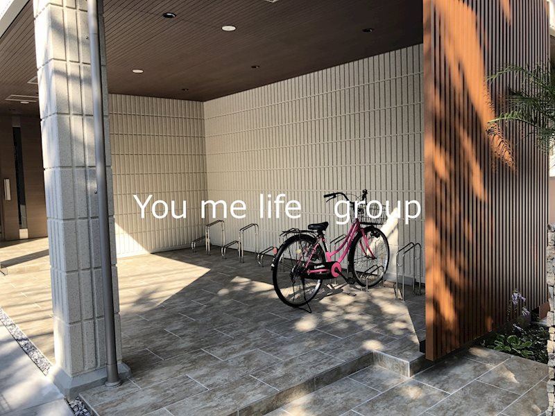 ＡＲＴＯＲＹＳ 駐車場