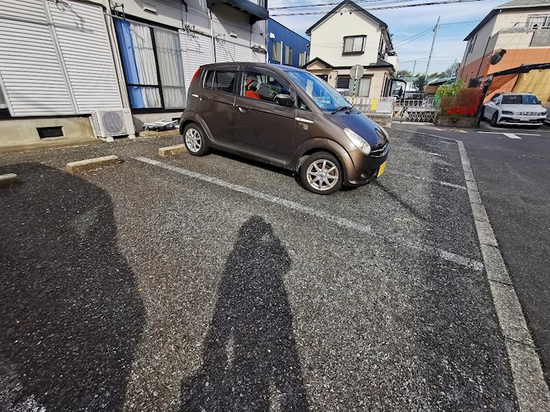 フォーレTE 駐車場