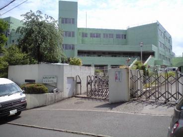 タプラ愛名   厚木市立毛利台小学校