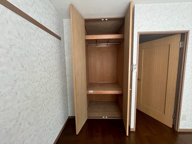 シャトー鶴嶺 収納