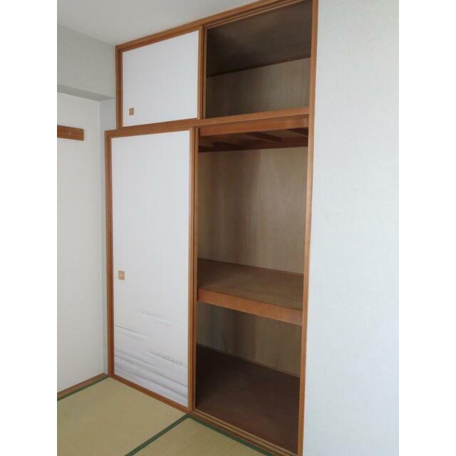 エクセル本厚木 和室６帖の押入