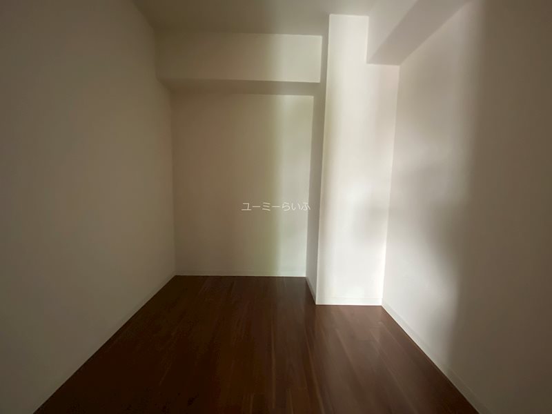 グラビス 収納