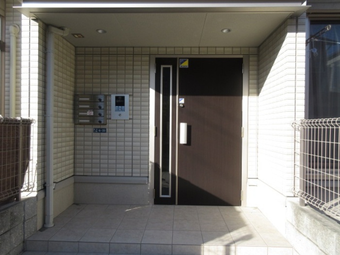 アレイ湘南 エントランス