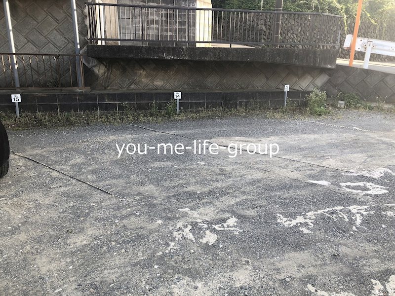 城所ハイツ 駐車場