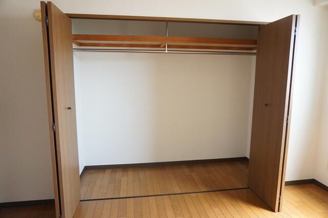ペルシモン西海岸 収納