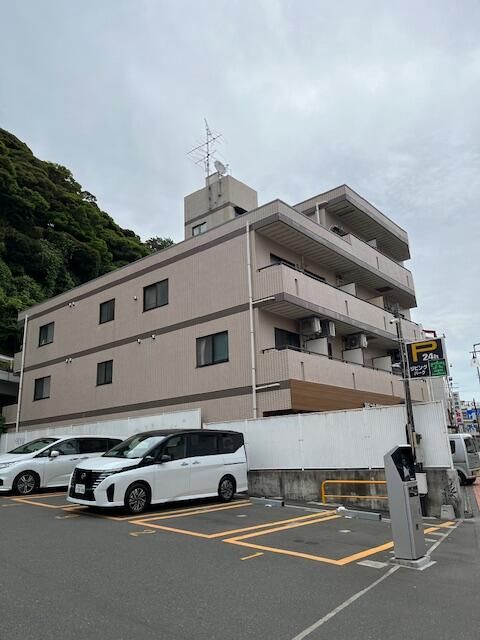 神奈川県藤沢市片瀬３丁目 駐車場