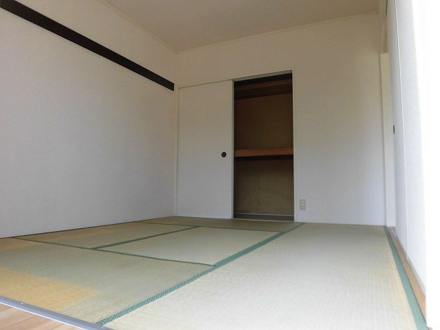 シゲタコテージ共恵 202号室参考です。
