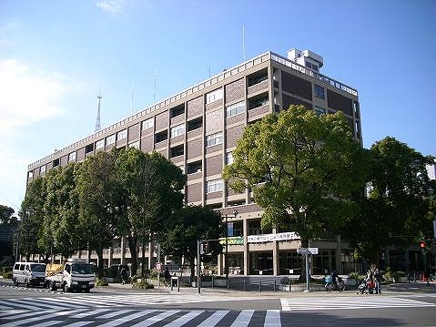 レガート横浜 栄区役所