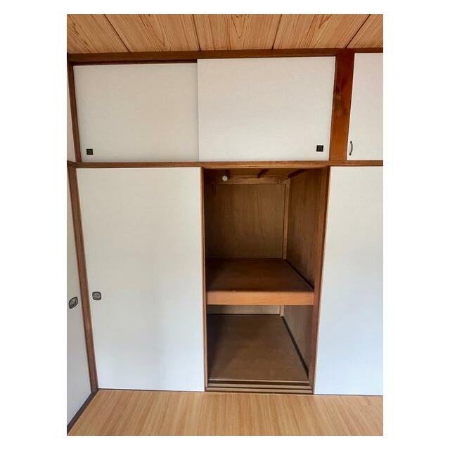 鈴木ハイツ 収納