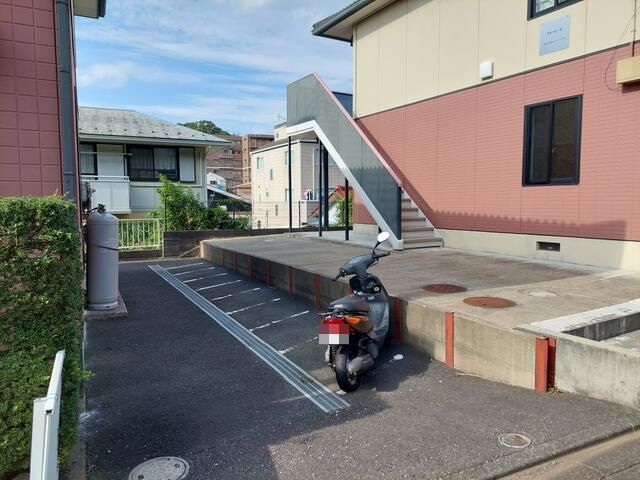 フォーレⅡ 駐車場