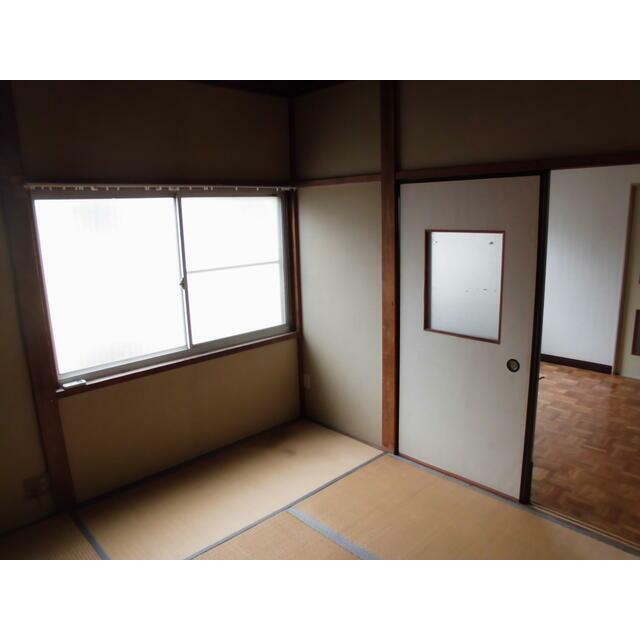 恵巳ハイツ 和室６帖