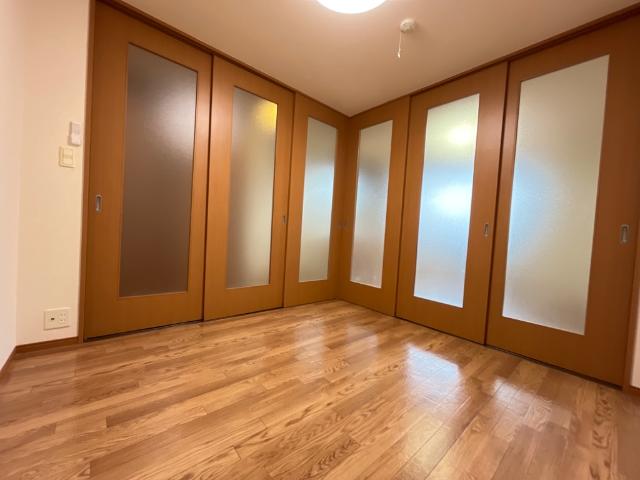 アルテミス湘南海岸 洋室