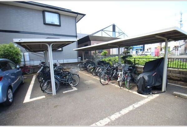 グランドソレーユ座間 駐車場
