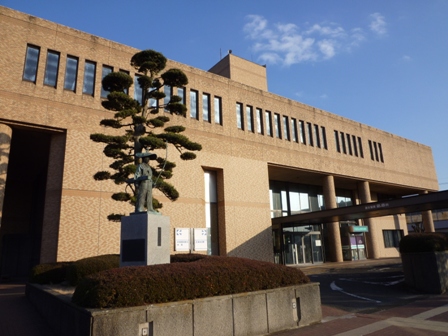 エルアージュ 伊勢原市役所まで1,379ｍ
