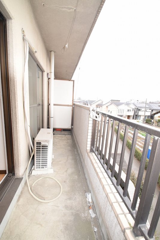 神奈川県厚木市山際 ベランダ