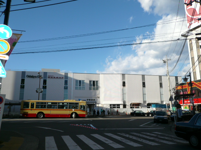 ガーデンプレイス 伊勢原駅まで530ｍ