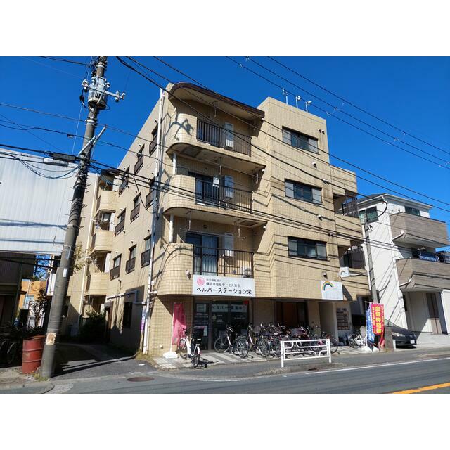 鎌倉街道沿いです。