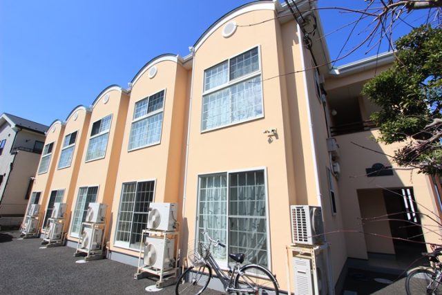 【お部屋紹介】江ノ島電鉄にすぐ乗れる⁉駅徒歩1分の1Kアパート🚃